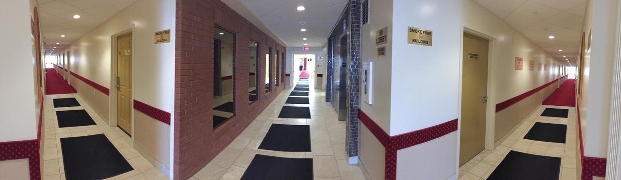 New Imperial Suites Whitecourt Exterior photo
