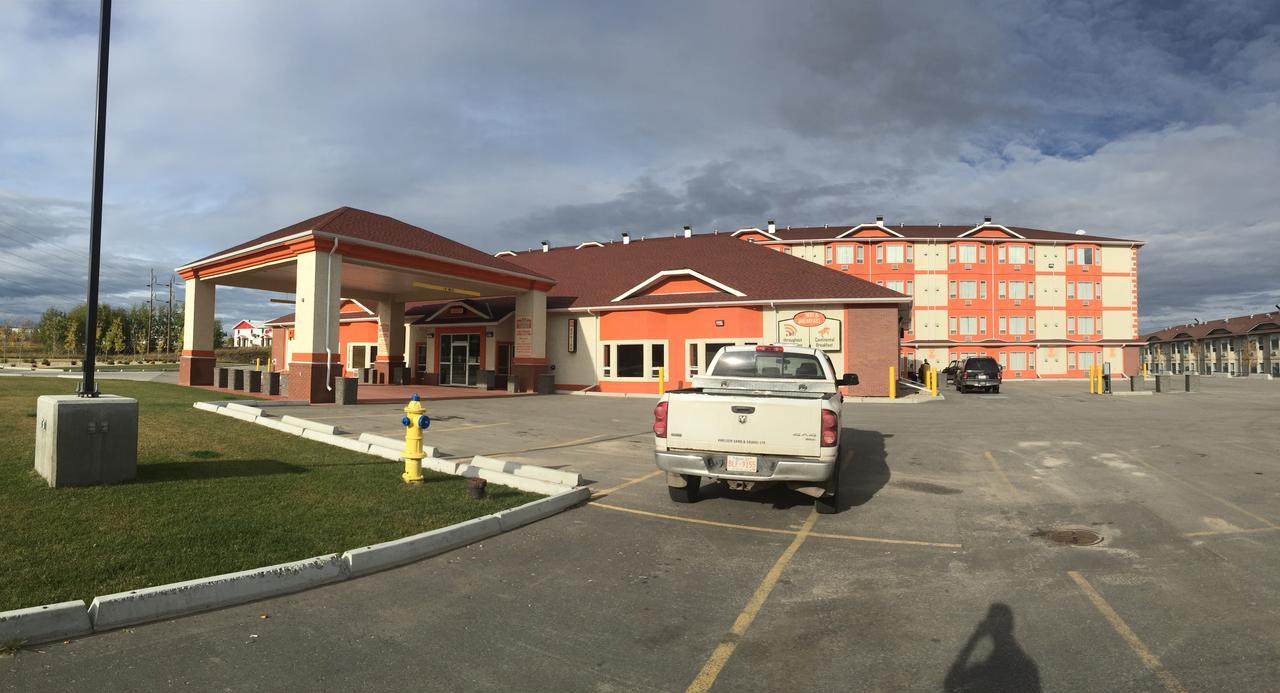 New Imperial Suites Whitecourt Exterior photo